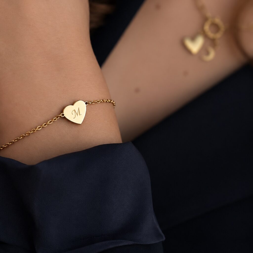 Heart shaped bracelet